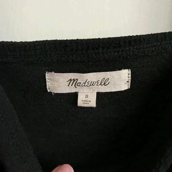 Madewell Crepe Square-Neck Puff-Sleeve Top (black) - Picture 3 of 8